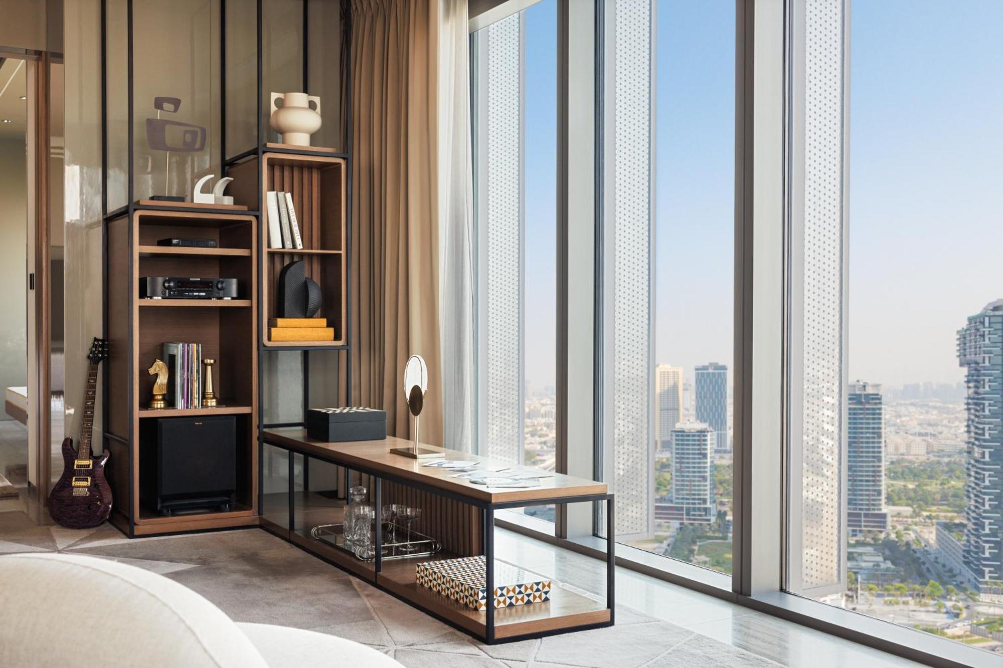 מלון דובאי One&Only One Za'Abeel מראה חיצוני תמונה A view of the city from a bedroom